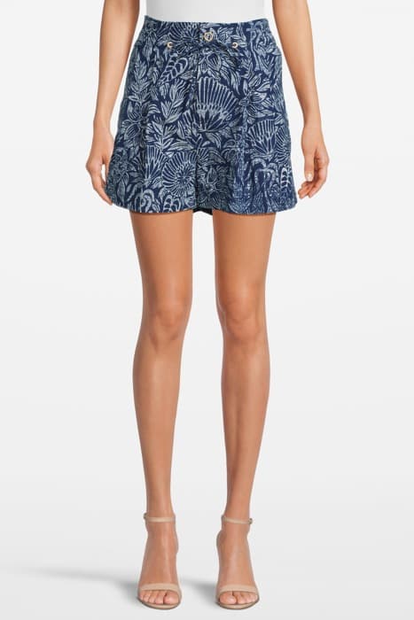 ALLOVER PRINTED INDIGO PLEATED SHORT by Scotch & Soda