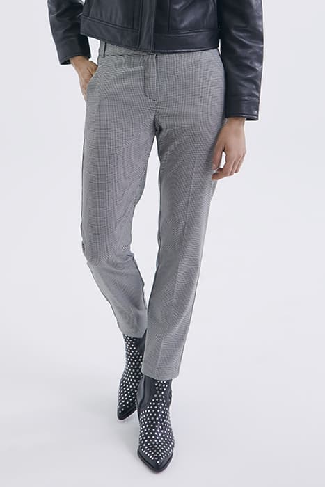 BLACK HOUNDSTOOTH SLIM SUIT TROUSERS by IKKS