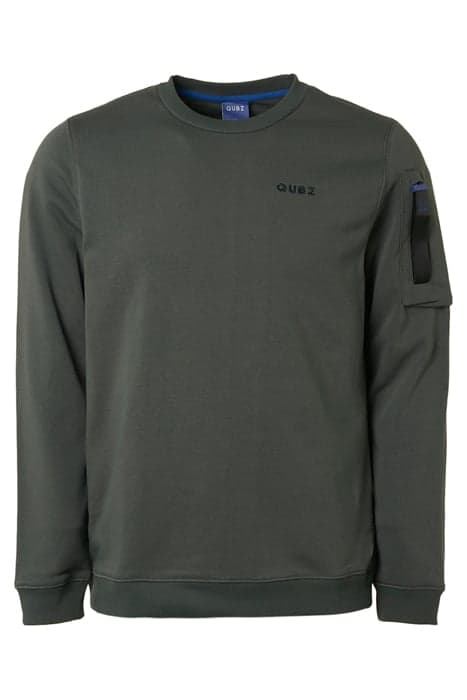 SWEATER CREWNECK POCKET ON SLEEVE MUD by Qubz