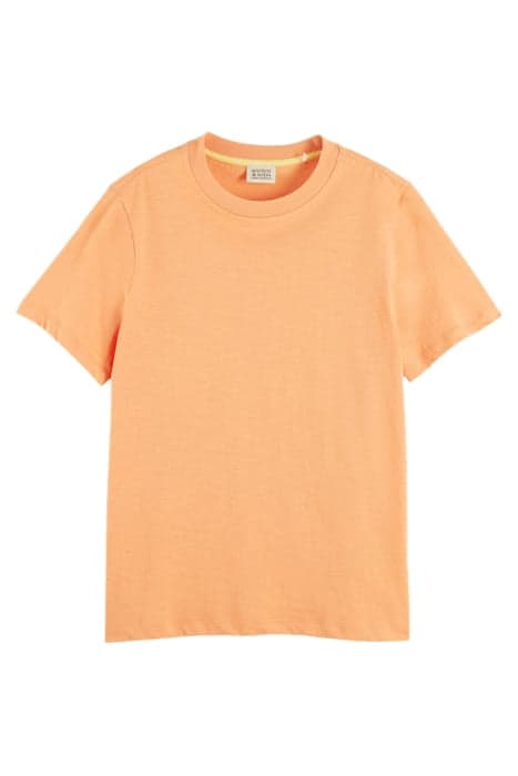 REGULAR FIT T-SHIRT WITH SPLITTED HEM SALMON ORANGE by Scotch & Soda