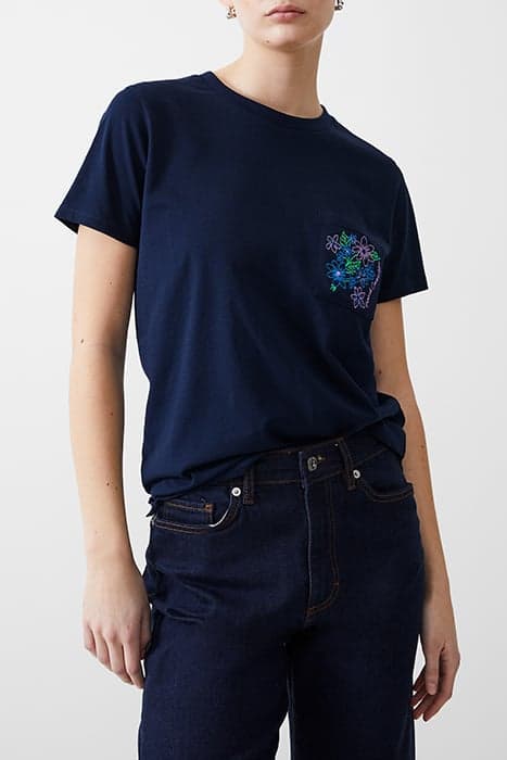 FC FLOWER EMBROIDERED TEE DK NAVY by French Connection