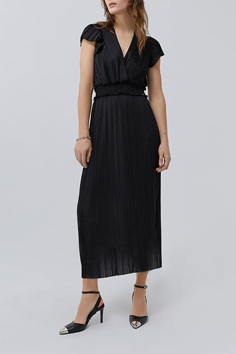 BLACK RECYCLED PLEATED LONG DRESS by IKKS