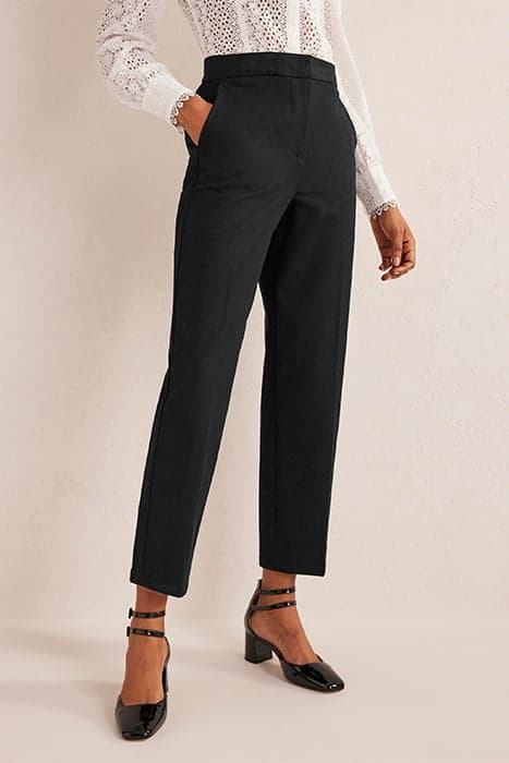 BI-STRETCH TAPERED TROUSERS BLACK by Boden