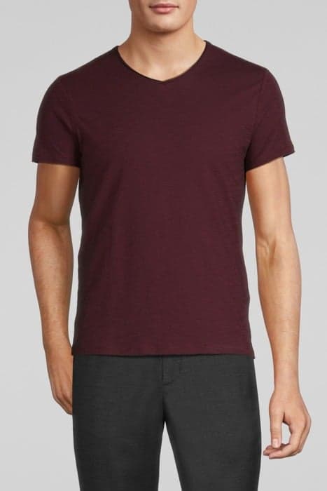 BURGUNDY ESSENTIAL V-NECK T-SHIRT BURGUNDY by IKKS