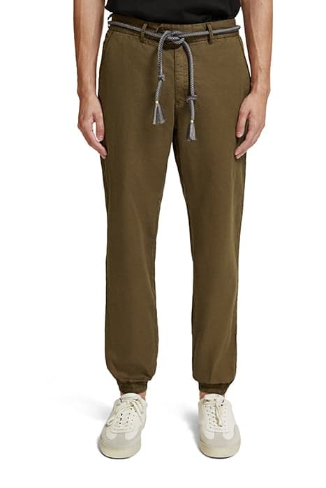 SEASONAL - RELAXED FIT GARMENT-DYED LINEN-BLEND CHINO JOGGER by Scotch & Soda