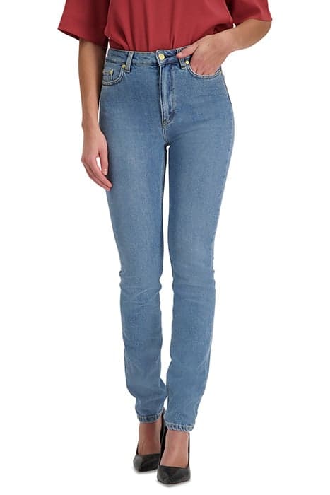 VICKY WASHED JEAN MID BLUE by Filippa K