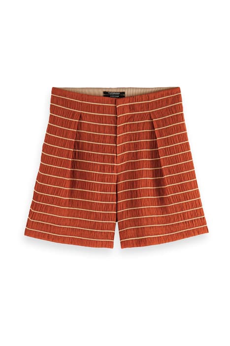 HIGH WAISTED STRIPED SEERSUCKER SHORTS IN TENCEL BLEND RUST by Scotch & Soda