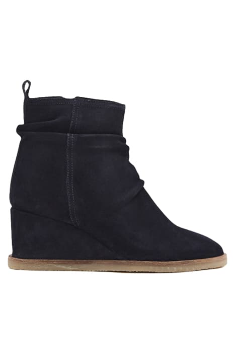 RUCHED WEDGE ANKLE BOOT DARK NAVY by White Stuff