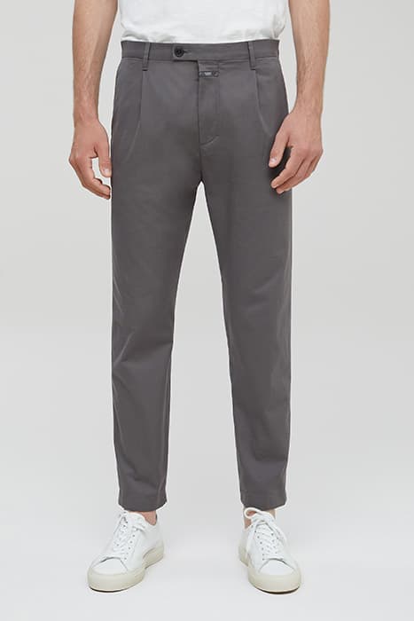 CLOSED MEN PORTO TAPERED PANTS DARK NICKEL by Closed