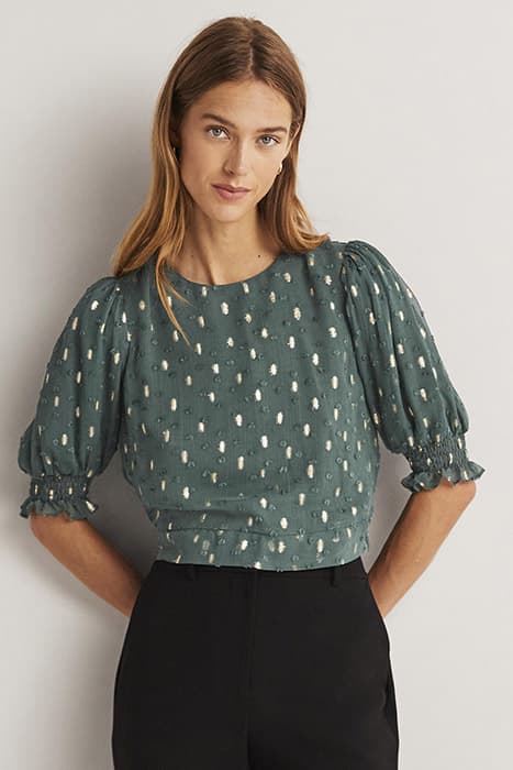 CROPPED METALLIC SMOCKED TOP MOS by Boden