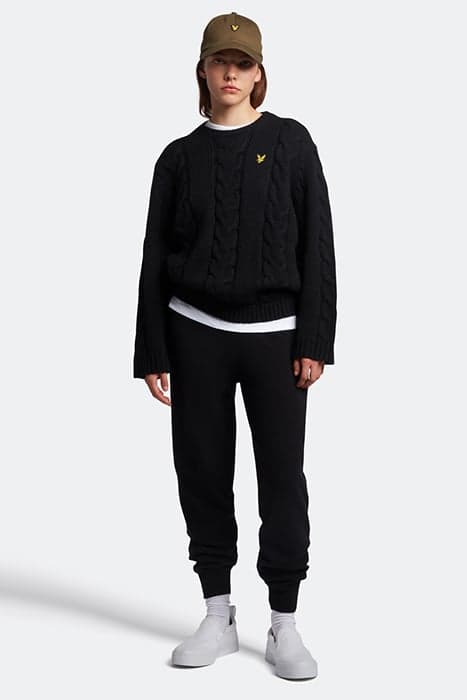 CHUNKY CABLE JUMPER Z865 JET BLACK by Lyle & Scott