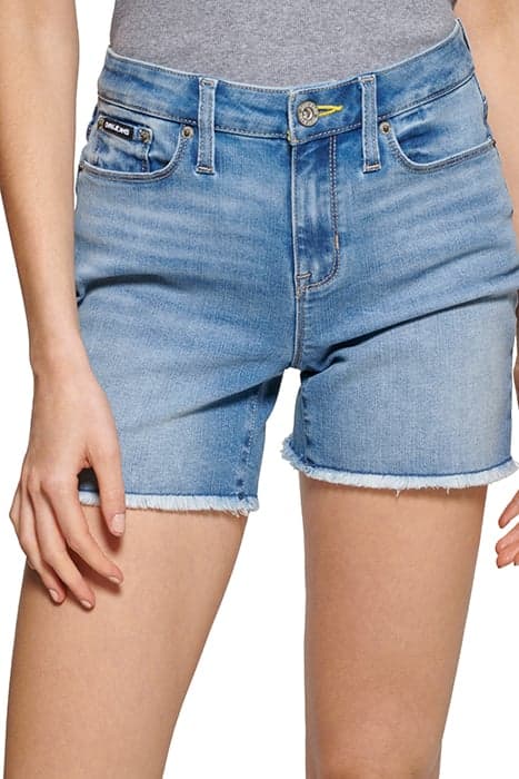 HIGH RISE CUT OFF MI LT WASH DENIM by DKNY