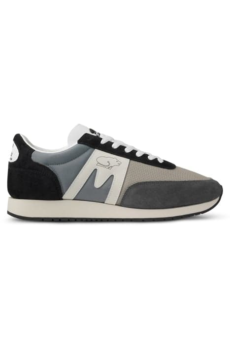 ALBATROSS 82-GUNMETAL/LILY WHITE by Karhu