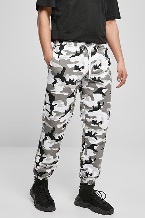 BASIC CAMO SWEATPANTS 2.0 SNOWCAMO by Urban Classics