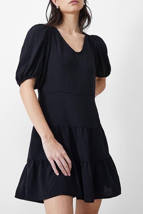 VEE TIERED CRINKLE DRESS KNEE BLACK by French Connection