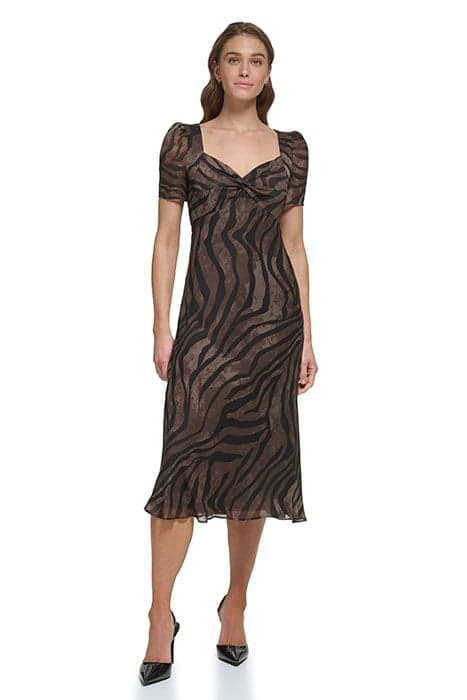 S/S HEART NECK EMPIR BLK/BROWN by DKNY