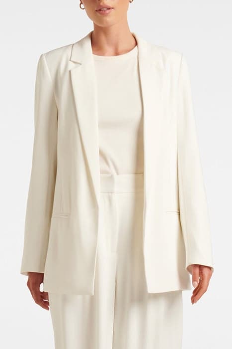 TORI BOYFRIEND BLAZER IVORY by Forever New