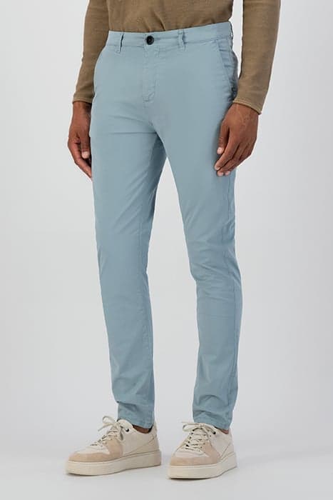 CHARLIE SLIMFIT CHINO LIGHT STRETCH MEDIUM BLUE by Dstrezzed