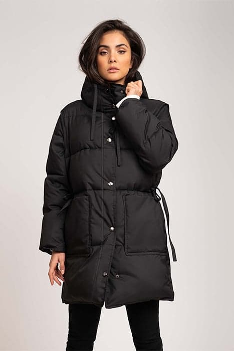 APRIL PUFFER COAT BLACK by Fifth House