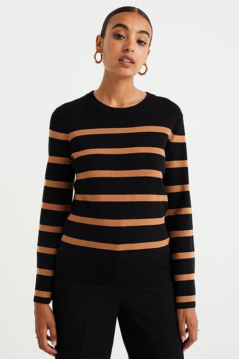 KNITTED PULLOVER BLACK by WE Fashion