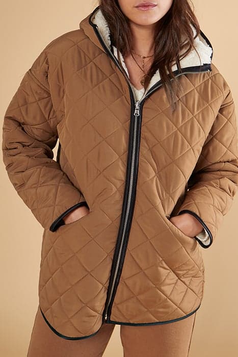 QUILTED TOBACCO/ECRU SHERPA REVERSIBLE PARKA by ICODE