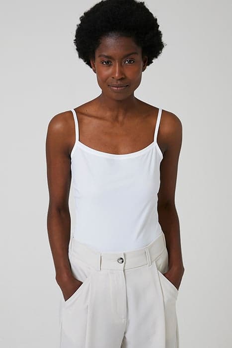 CAMI TOP OFF WHITE by TRVL DRSS