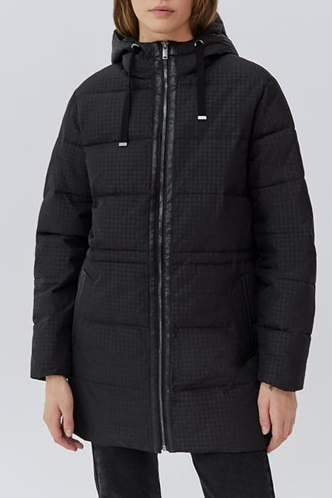 BLACK HOUNDSTOOTH MOTIF LIGHT PADDED JACKET BLACK by IKKS