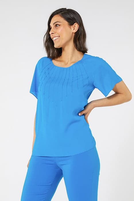 SHORT BLOUSE WITH RIBBING ON THE NECKLINE BLUE by Elena Mirò