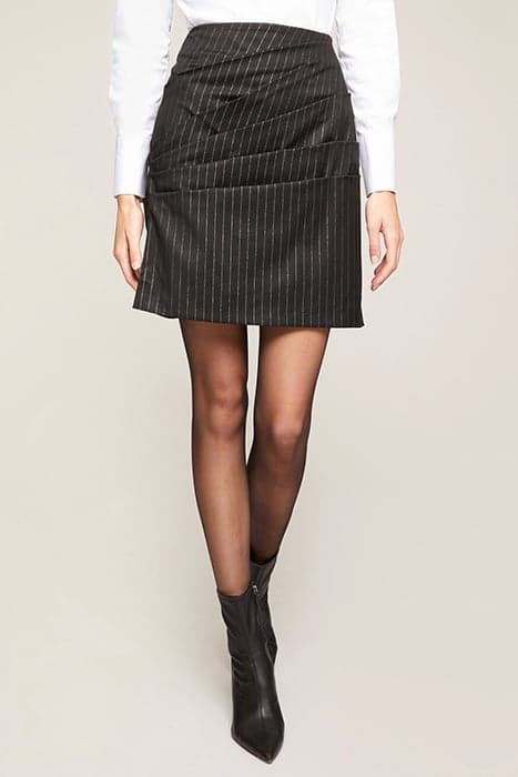 LUREX PINSTRIPED DRAPED MINI SKIRT BLACK by Motivi