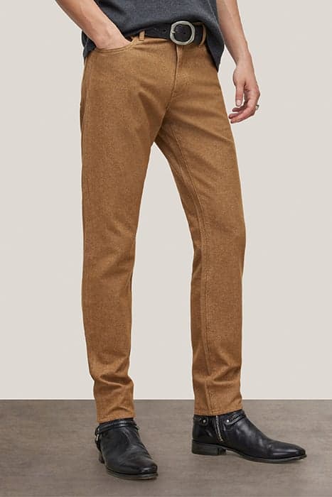 J702 - SLIM FIT LIGHT OCHRE BROWN by John Varvatos