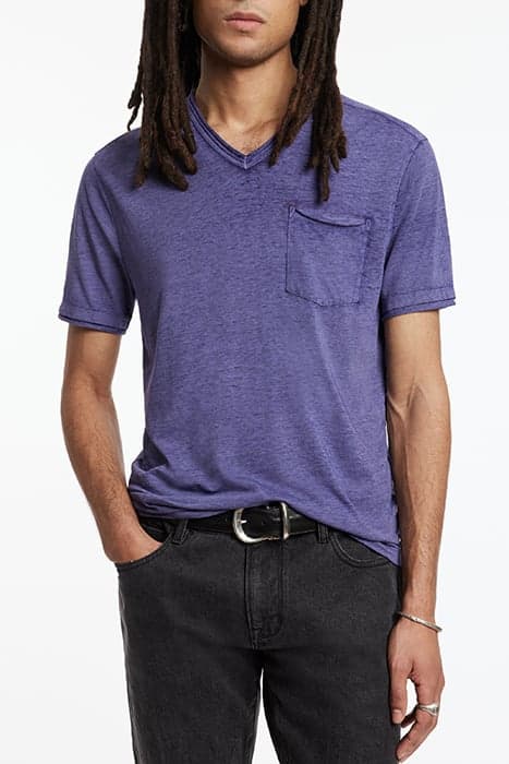 DAVIS SS BURNOUT V NECK WITH CHEST POCKE ANTIQUE PURPLE by John Varvatos