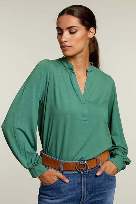 GREEN V-NECK T-SHIRT BALLOON SLEEVES by River Woods