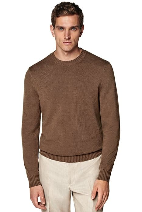 MID BROWN CREWNECK by Suitsupply