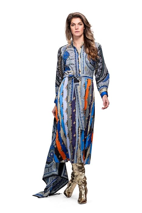 DRESS LOUVAIN LONG BLUE WITH BELTS AND PAISLEY by Mucho Gusto