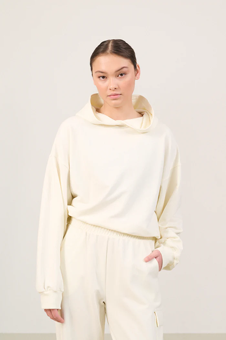 FINN COZY HOODIE MARSHMELLOW by Lune Active