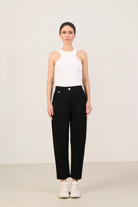 FOREST ESSENTIEL TROUSERS BLACK by Lune Active