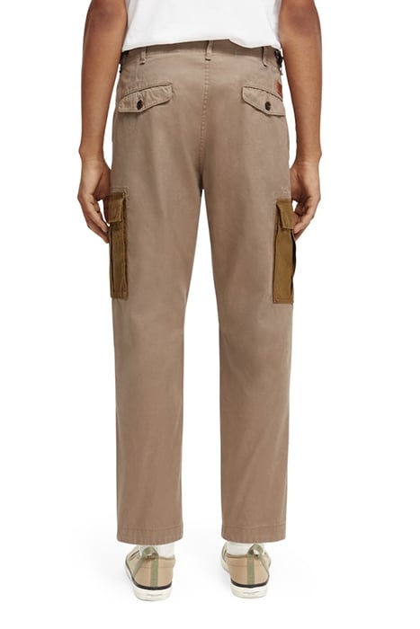 THE DRIFT - REGULAR TAPERED-FIT COLOUR-BLOCK CARGO PANTS TAU 3