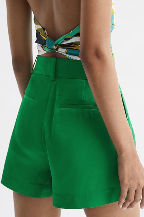SOFIE-TAILORED SHORTS GREEN 2