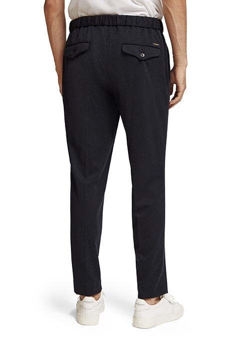 FINCH - REGULAR TAPERED-FIT YARN-DYED KNITTED JOGGER NAVY MI 2