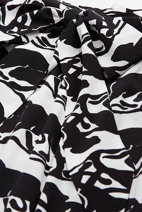 LONG TIED SKIRT BLACK / WHITE 2