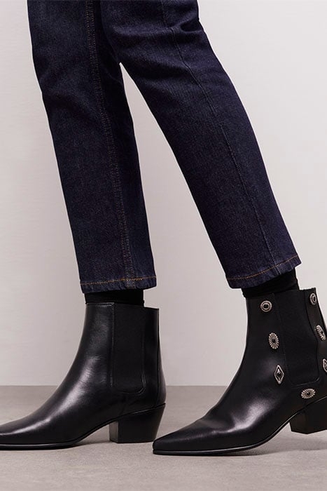 BOTTINES EN CUIR AVEC RIVETS EN METAL BLACK 2