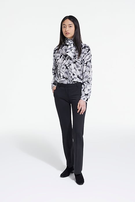 PANTALON COSTUME BAS EVASE DETAIL BANDE SATIN BLACK 1