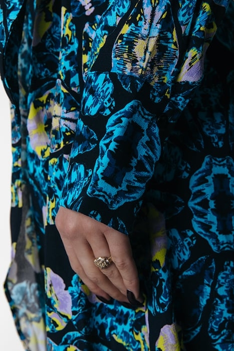 LEA DIGITAL FLOWER WRAP MIDI DRESS LS LIGHT BLUE 4