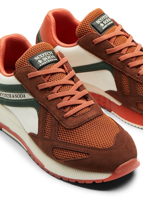 BOYS VIVEXIO SNEAKER BROWN MULTI 6