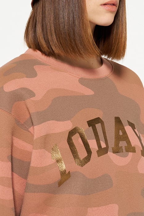STATEMENT SWEATER CAMO SADDLE BROWN 5