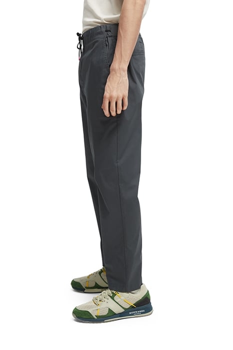 FAVE - REGULAR TAPERED-FIT LIGHTWEIGHT POPLIN JOGGER GRAPHIT 6