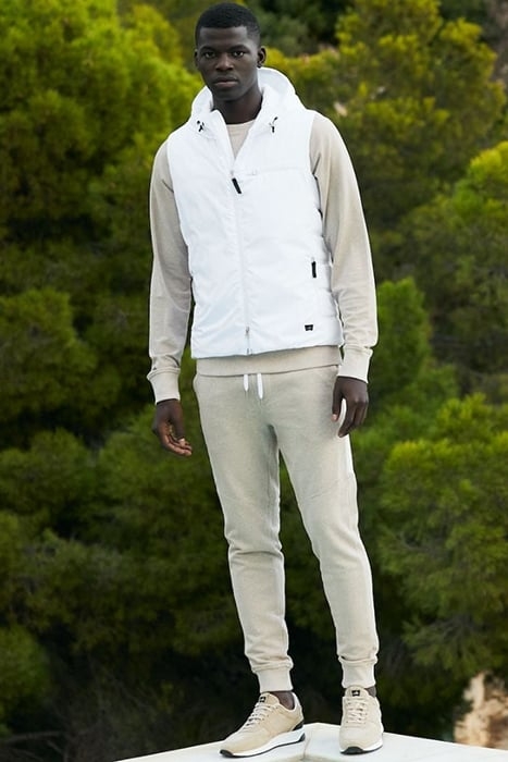 CHEN | COMMUTER VEST PURE WHITE 2