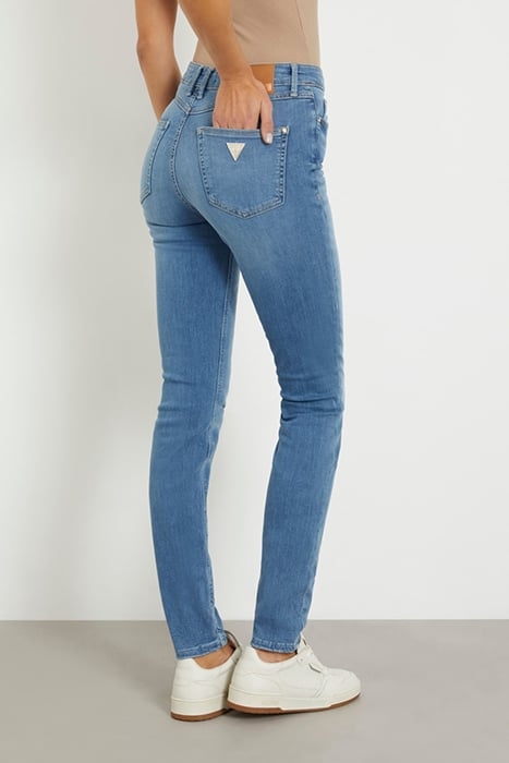 GUESS ECO 1981 EXPOSED BUTTON THE TULUM 2