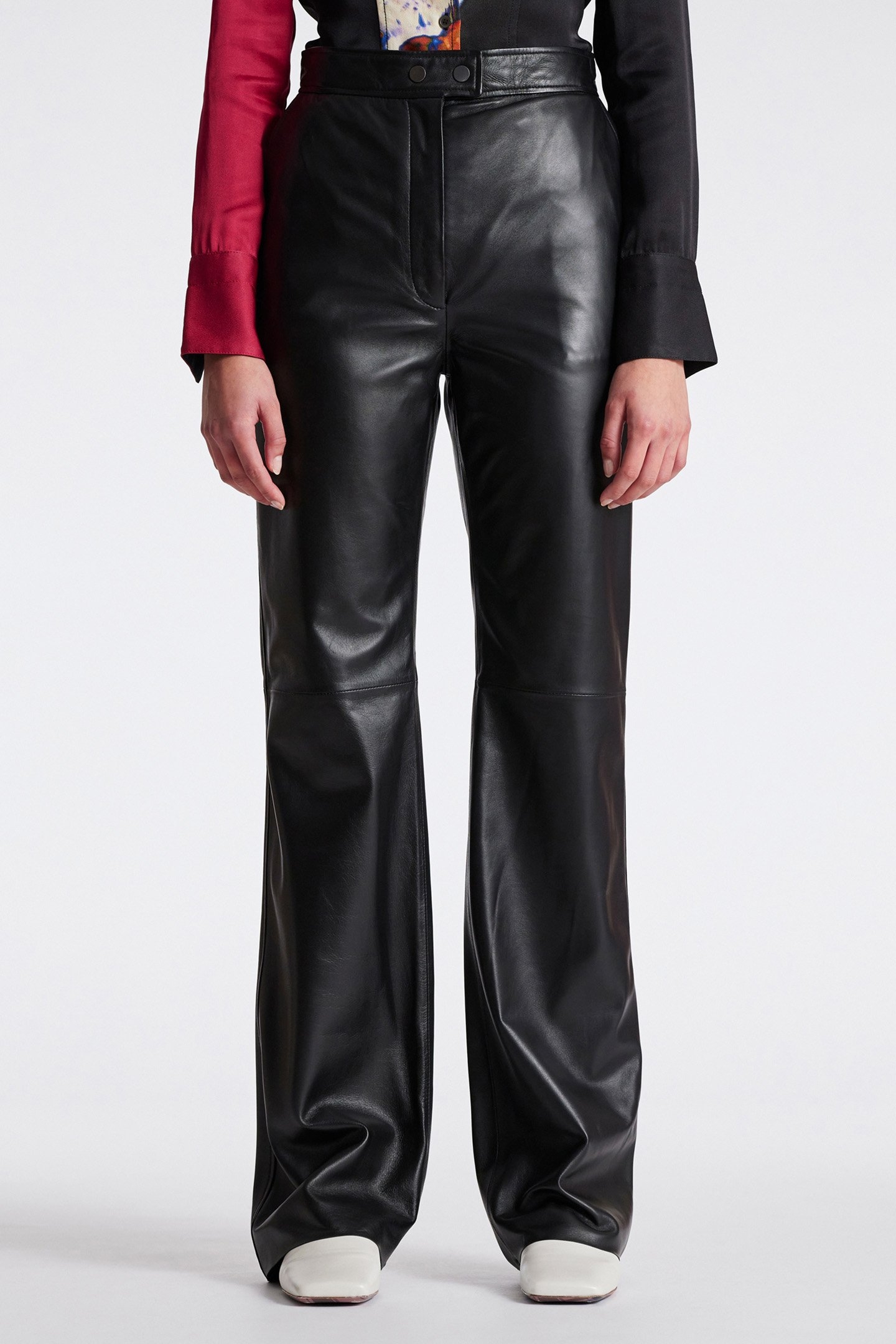 WOMENS TROUSERS LEATHER BLACK 1