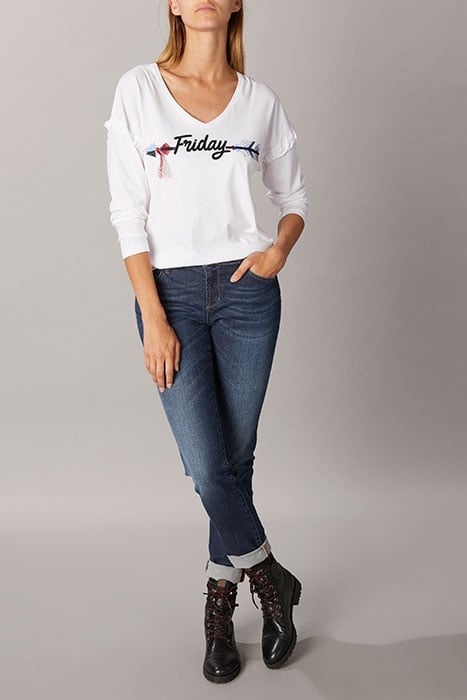 V-NECK TEE LS + DECO WHITE B079 3